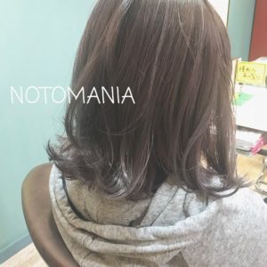 色白さんに似合うヘアカラー 色白の透明感を引き出す髪色はどれ 美容 のお悩み研究所 Notomania Ab ノトマニアラボ